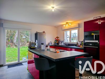 Maison - 93 m² - 4 pièces