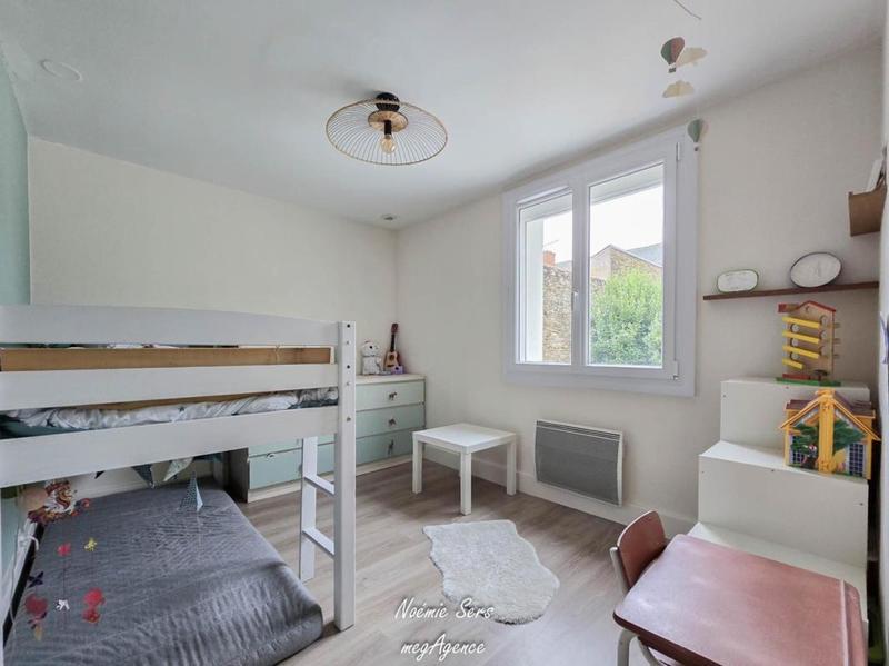 Maison - 95 m² - 5 pièces