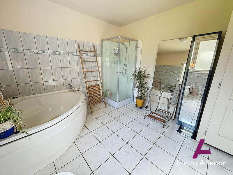 Maison - 130 m² - 4 pièces