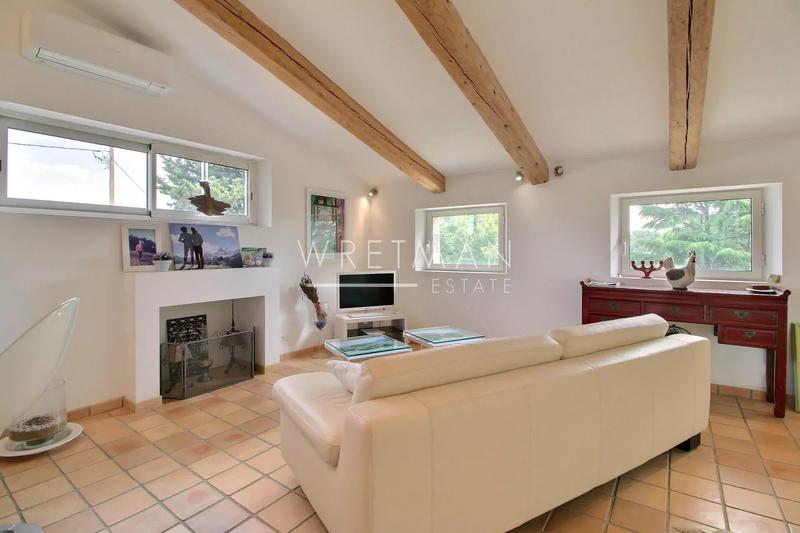 Villa - 177 m² - 6 pièces