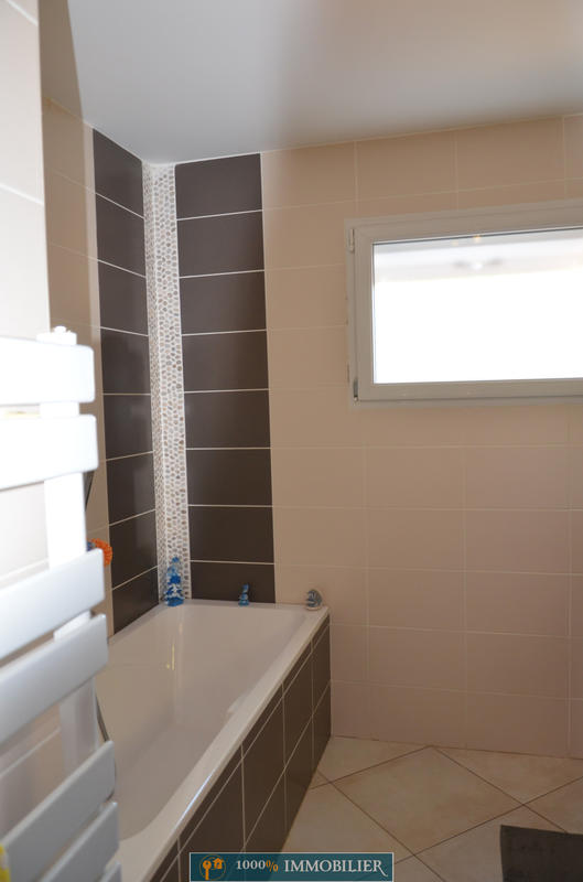 Maison - 108 m² - 5 pièces