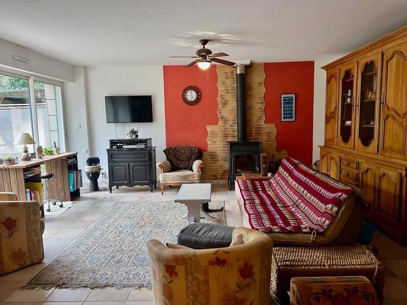 Propriété - 275 m² - 11 pièces