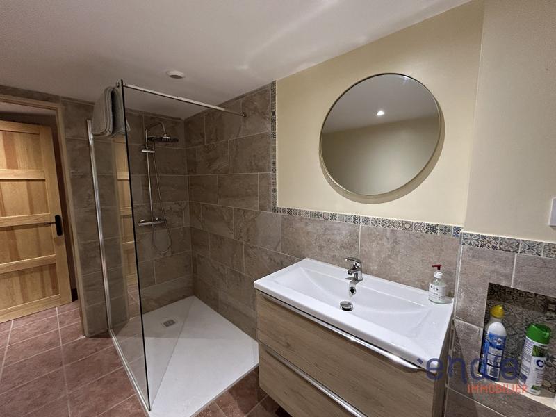 Maison - 100 m² - 3 pièces