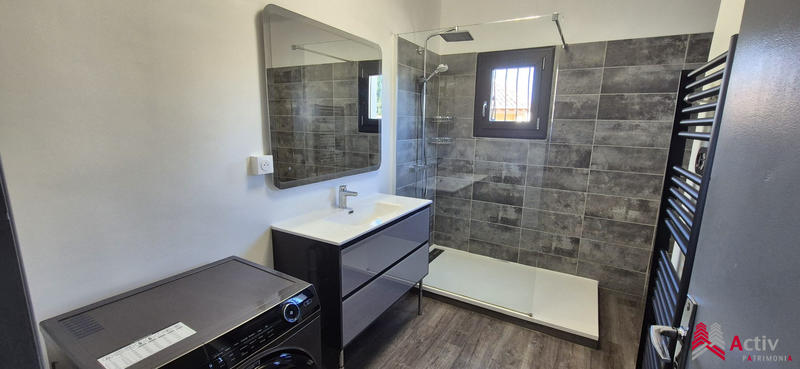 Villa - 195 m² - 8 pièces