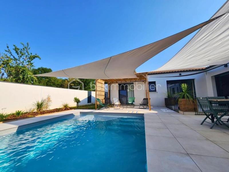 Maison - 121 m² - 5 pièces