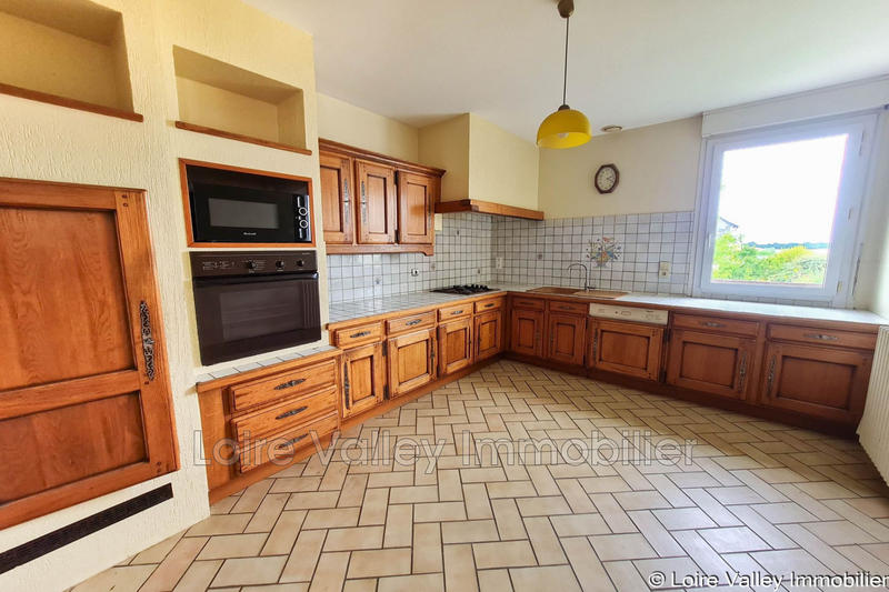 Maison - 210 m² - 6 pièces