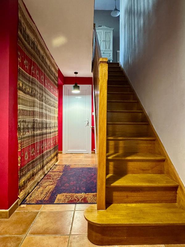 Maison - 220 m² - 10 pièces