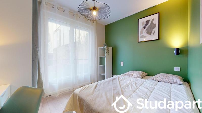 Chambre - 9 m² - 1 pièce