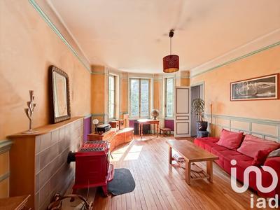 Maison - 207 m² - 9 pièces