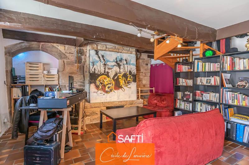 Maison - 350 m² - 12 pièces