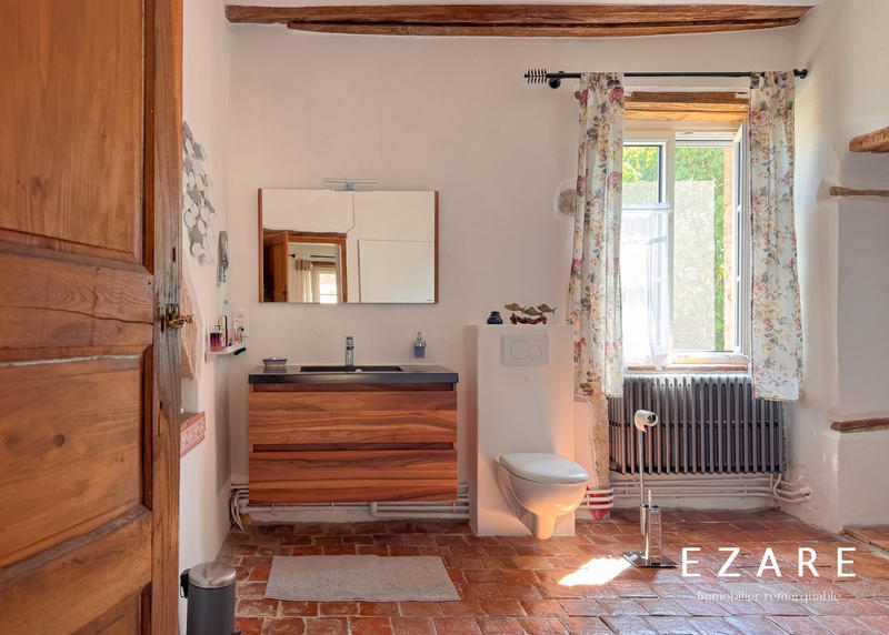 Maison - 380 m² - 11 pièces