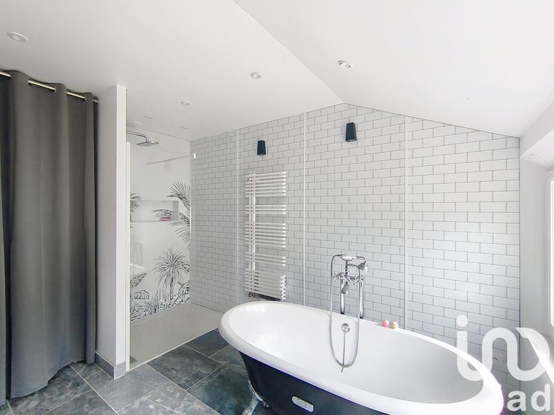 Maison de ville - 145 m² - 6 pièces