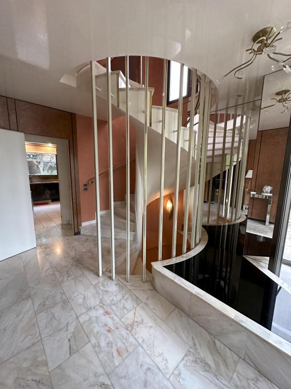 Maison d'architecte - 218 m² - 5 pièces