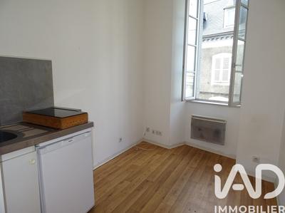 Studio - 13 m² - 1 pièce