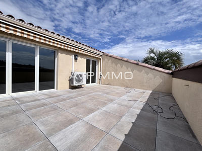 Appartement - 120 m² - 5 pièces