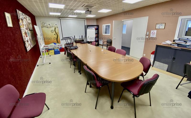 Bureau - 150 m²