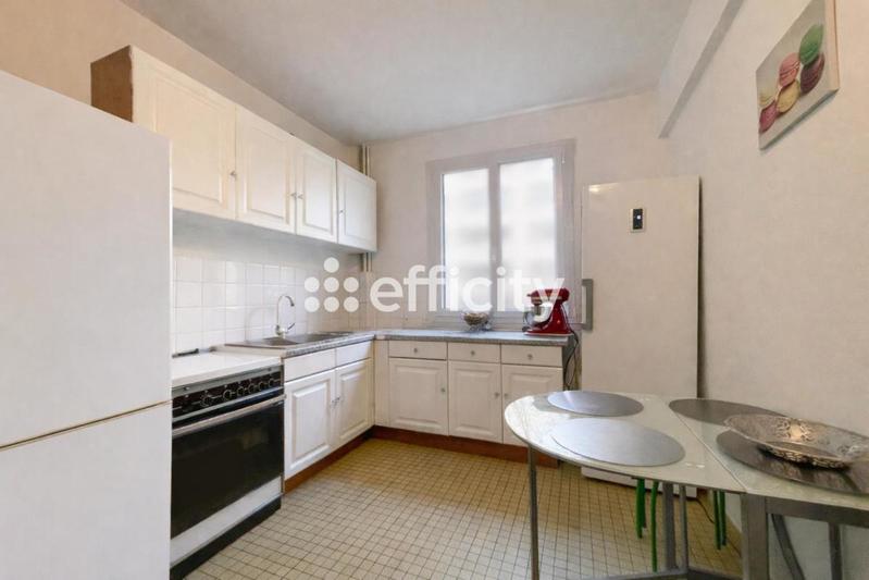Appartement bourgeois - 113 m² - 4 pièces