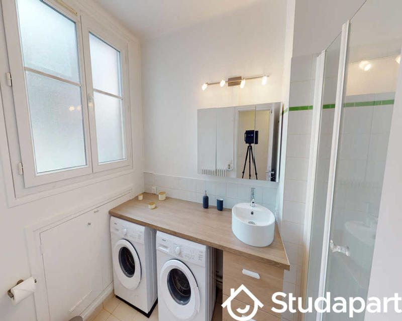 Chambre - 110 m² - 1 pièce