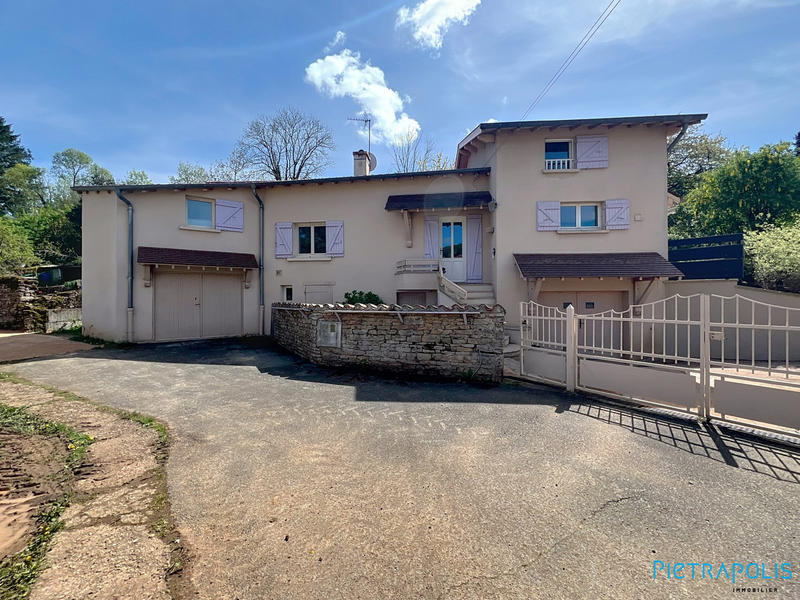 Maison ancienne - 185 m² - 7 pièces