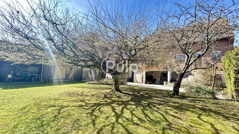 Pavillon - 155 m² - 7 pièces