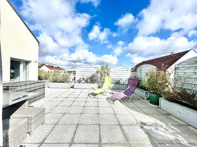 Appartement - 80 m² - 4 pièces