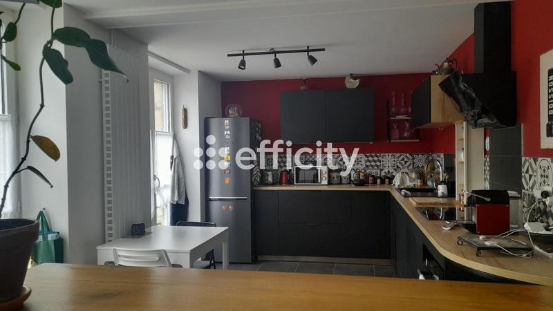 Appartement - 99 m² - 4 pièces