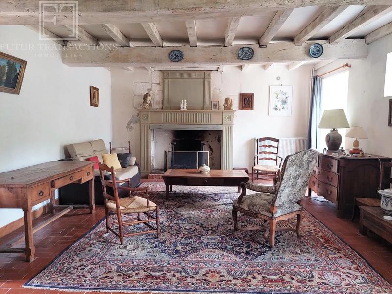 Maison - 390 m² - 16 pièces