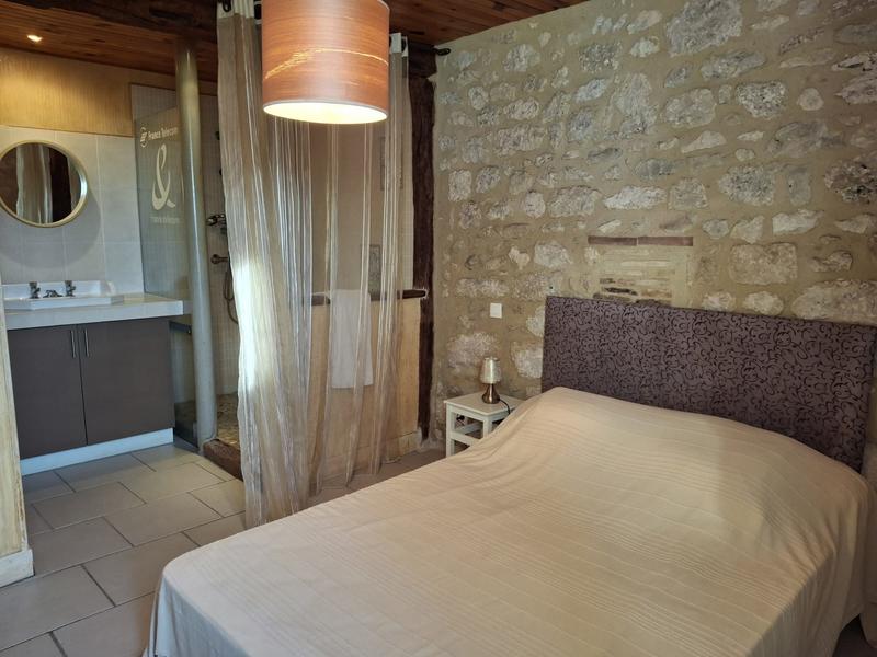 Maison ancienne - 347 m² - 15 pièces