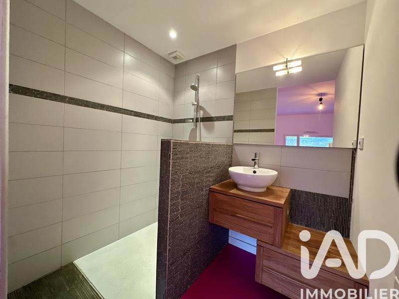 Maison - 96 m² - 5 pièces