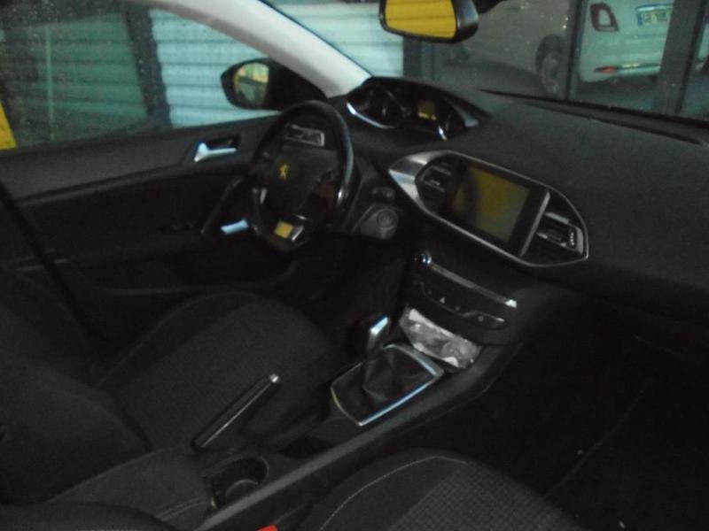 Peugeot 308 1.6b Blue Hdi 100ch Style s&amp;S