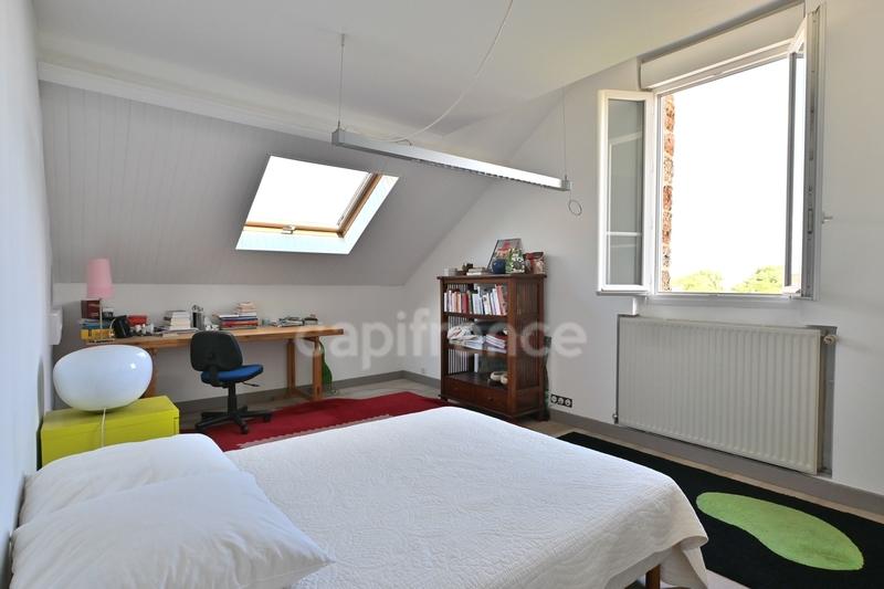 Maison - 188 m² - 7 pièces