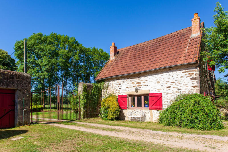 Propriété - 331 m² - 12 pièces