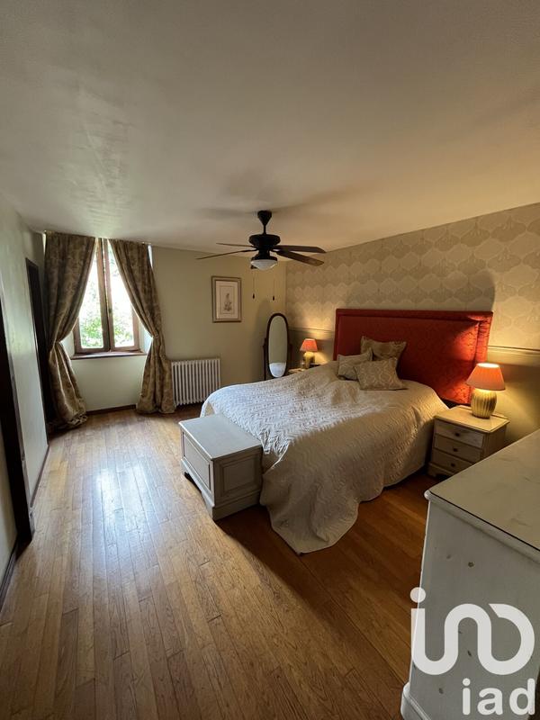 Maison - 410 m² - 12 pièces