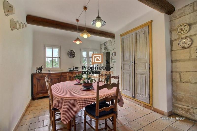 Mas - 218 m² - 6 pièces