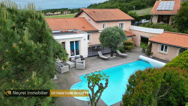 Maison - 170 m² - 7 pièces