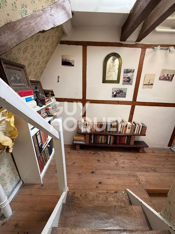 Maison - 229 m² - 9 pièces