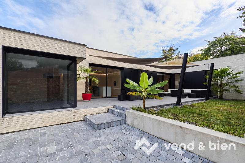 Maison - 160 m² - 4 pièces