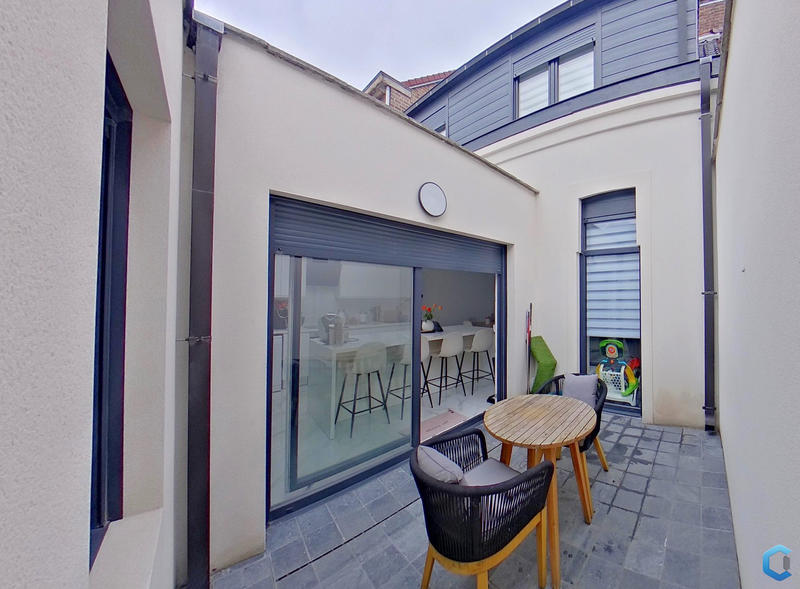 Maison - 100 m² - 5 pièces