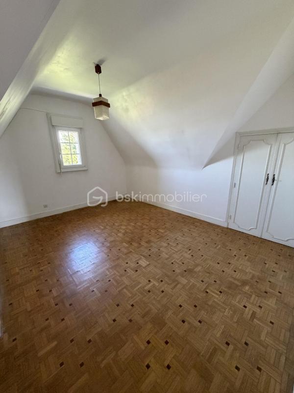 Maison - 155 m² - 8 pièces