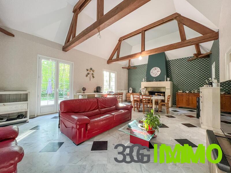 Maison - 170 m² - 7 pièces