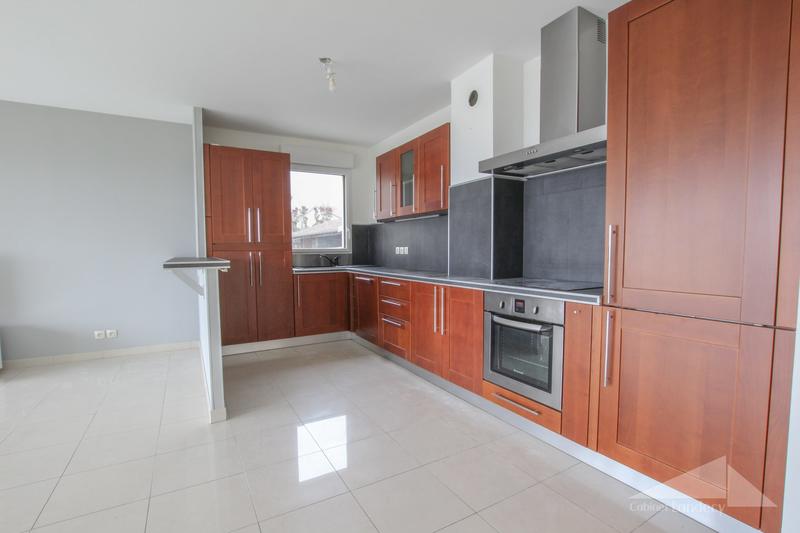 Appartement - 72 m² - 3 pièces