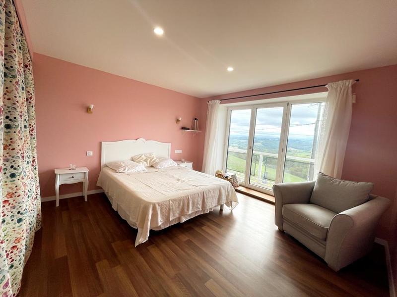 Maison - 207 m² - 4 pièces