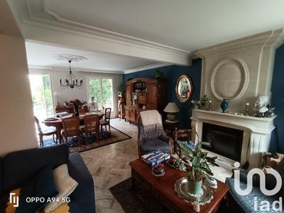 Maison - 168 m² - 9 pièces