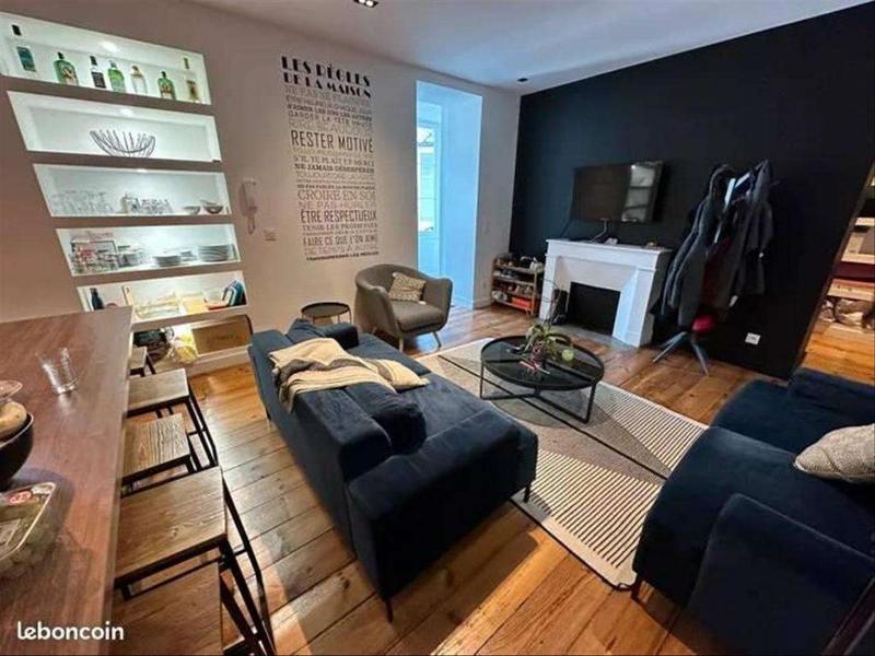 Chambre - 133 m² - 1 pièce