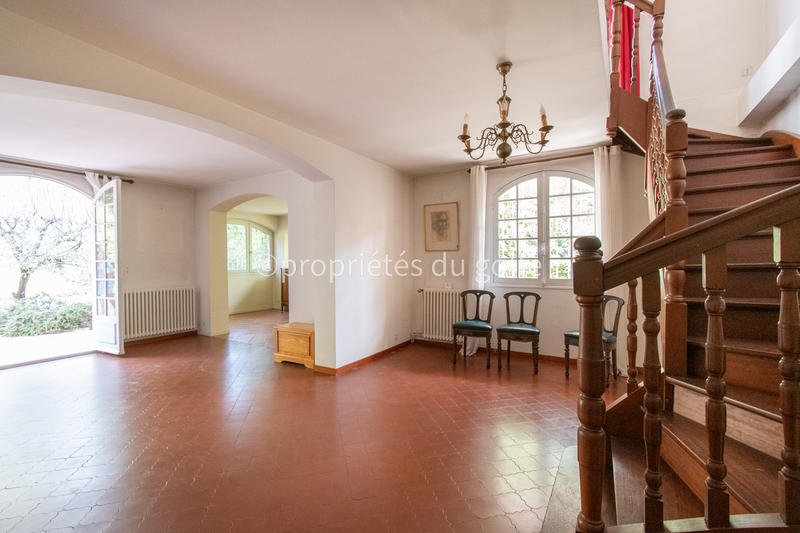 Maison - 216 m² - 5 pièces