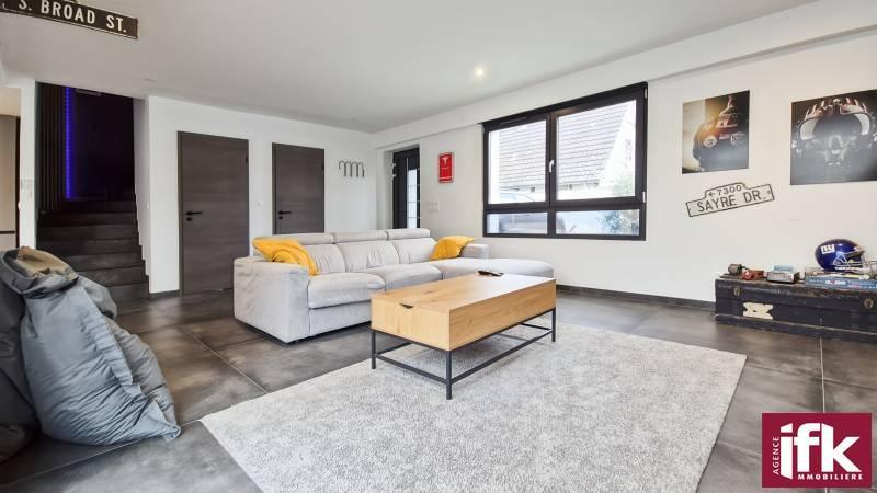 Maison - 102 m² - 4 pièces