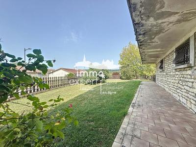 Maison de village - 244 m² - 8 pièces