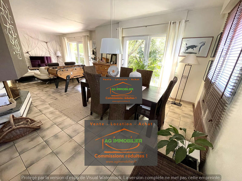 Maison - 172 m² - 8 pièces