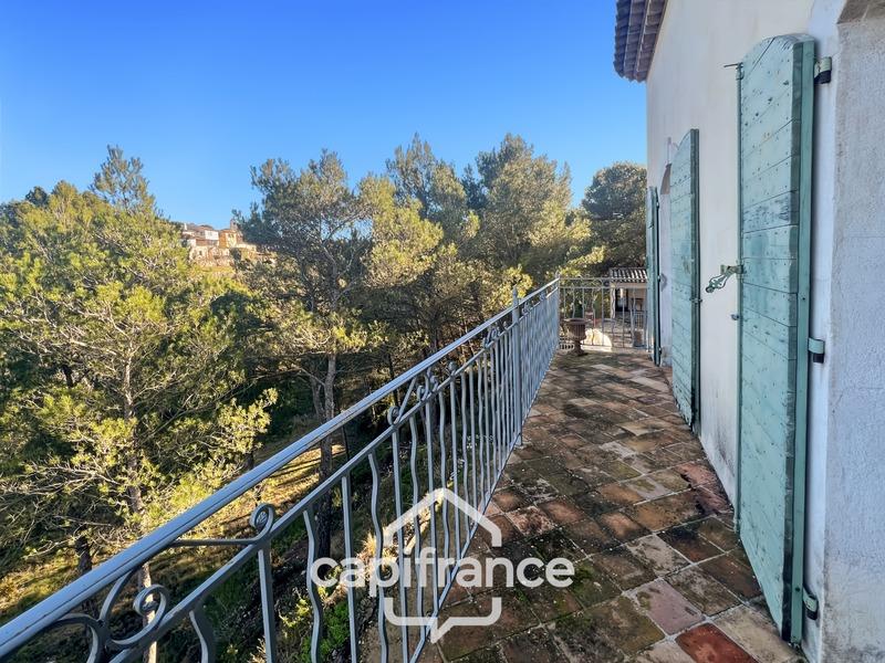 Villa - 290 m² - 8 pièces