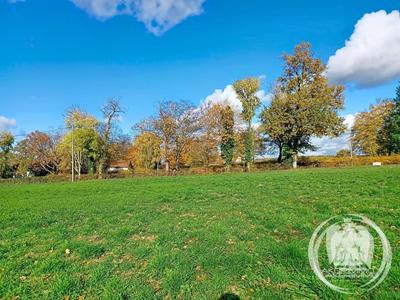 Terrain constructible - 1 990 m²